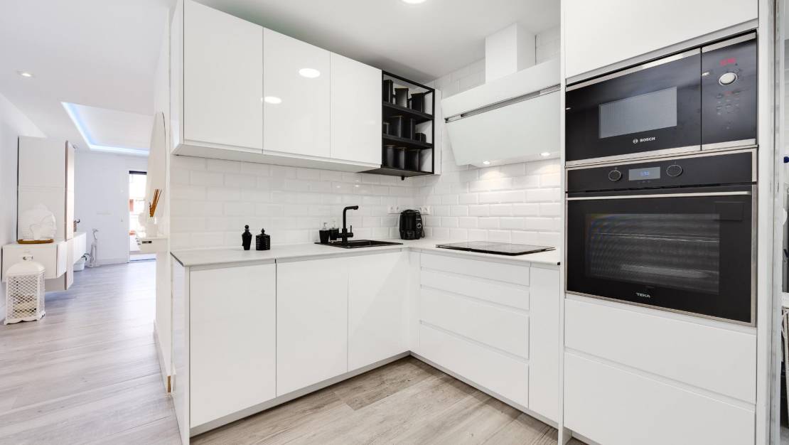 Sale - Apartment - Torrevieja - Acequion