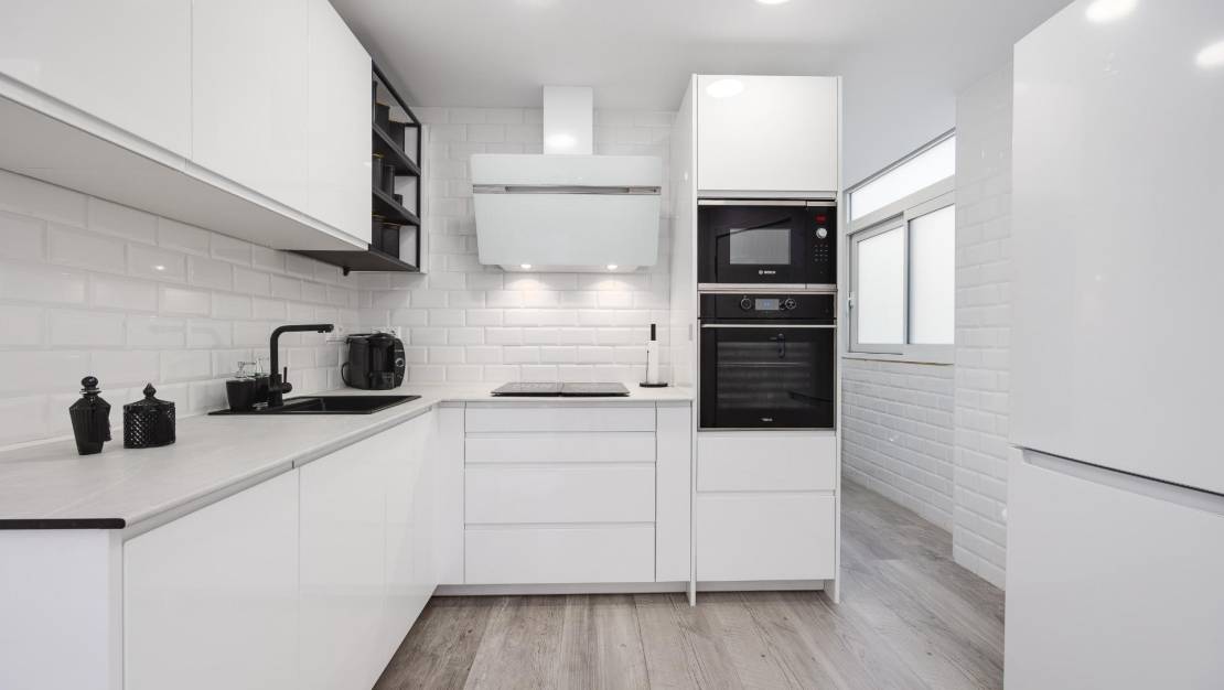 Sale - Apartment - Torrevieja - Acequion