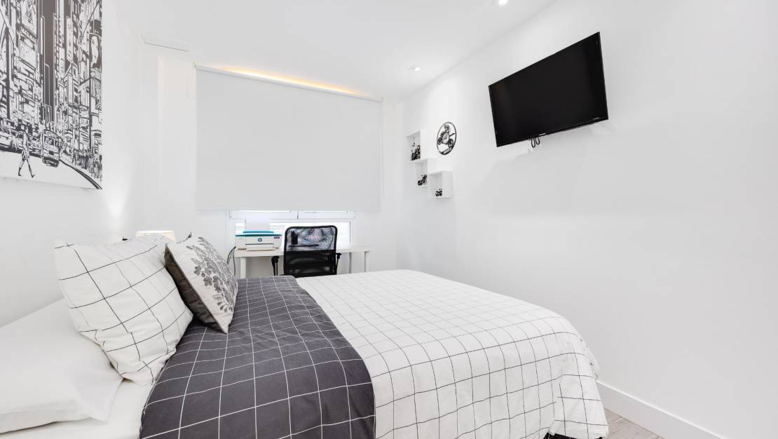 Sale - Apartment - Torrevieja - Acequion