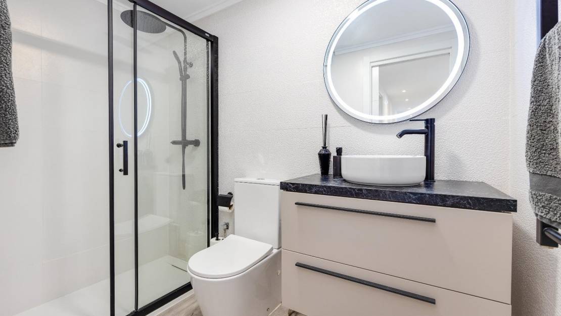 Sale - Apartment - Torrevieja - Acequion