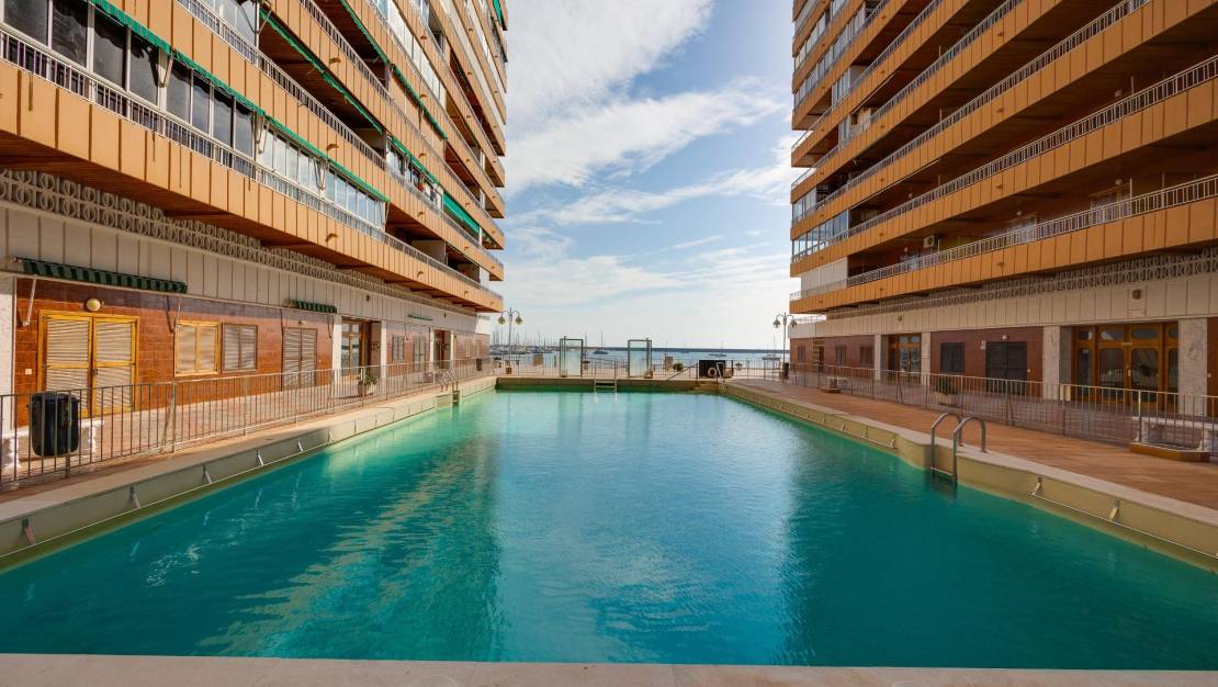 Sale - Apartment - Torrevieja - Acequion