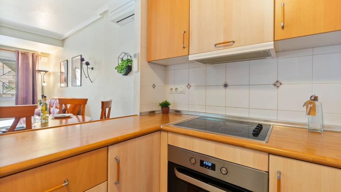 Sale - Apartment - Torrevieja - Aguas Nuevas