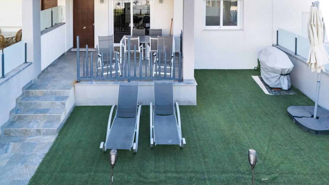 Sale - Apartment - Torrevieja - Aguas Nuevas