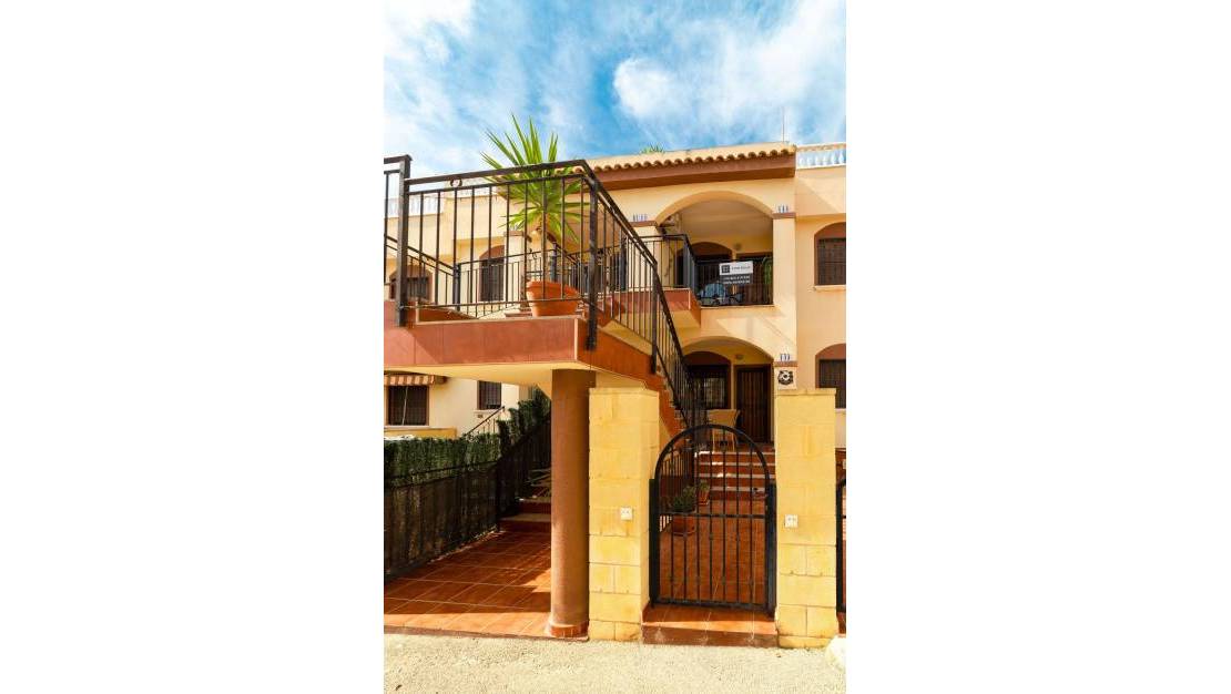 Sale - Apartment - Torrevieja - Aguas Nuevas
