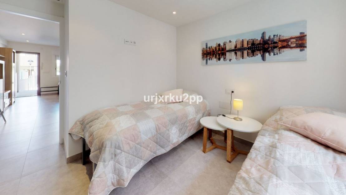 Sale - Apartment - Torrevieja - Aguas Nuevas
