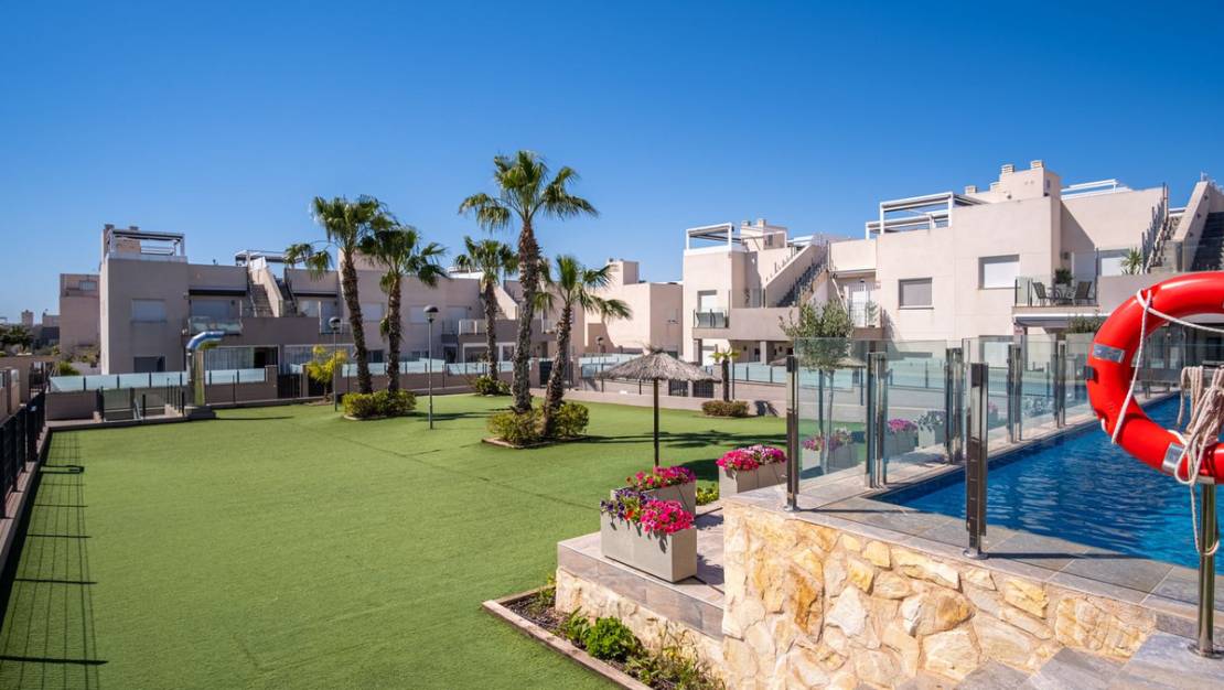 Sale - Apartment - Torrevieja - Aguas Nuevas