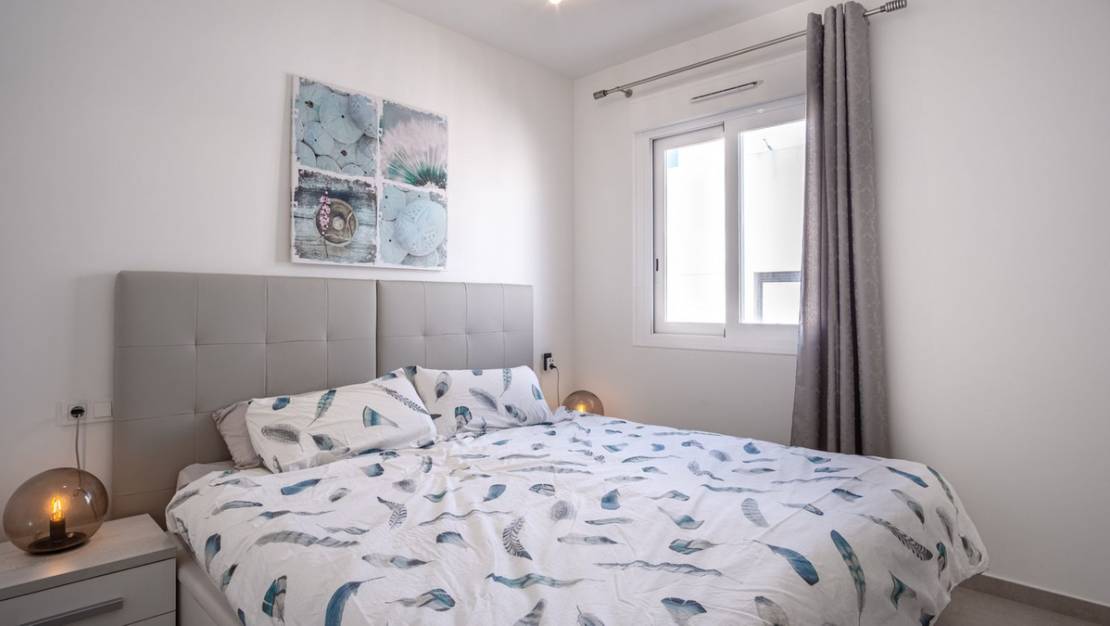 Sale - Apartment - Torrevieja - Aguas Nuevas