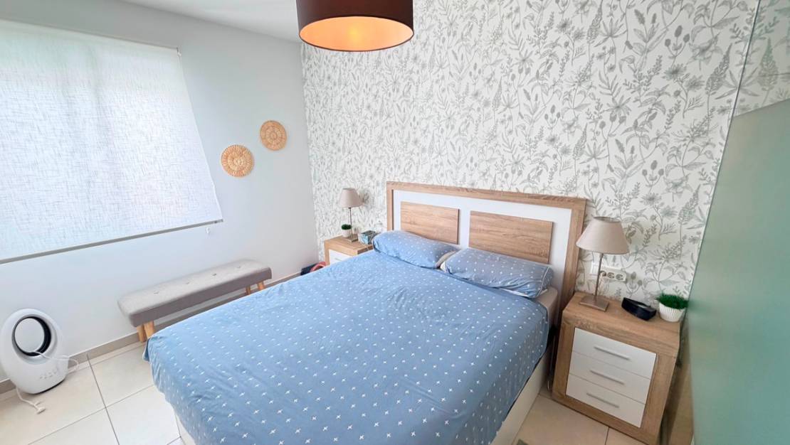 Sale - Apartment - Torrevieja - Aguas Nuevas