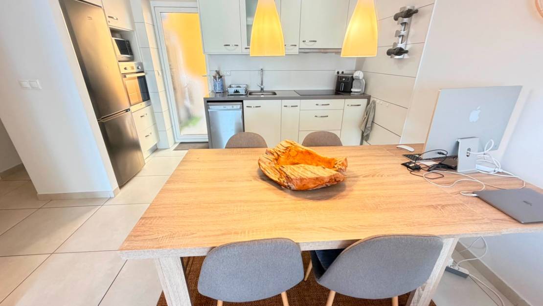 Sale - Apartment - Torrevieja - Aguas Nuevas