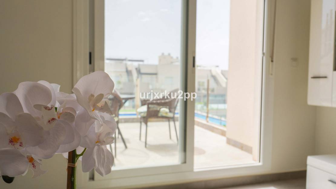 Sale - Apartment - Torrevieja - Aguas Nuevas
