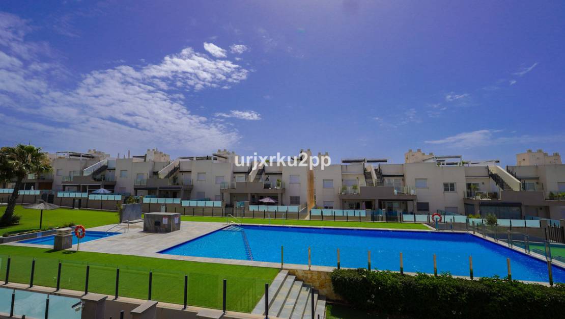 Sale - Apartment - Torrevieja - Aguas Nuevas