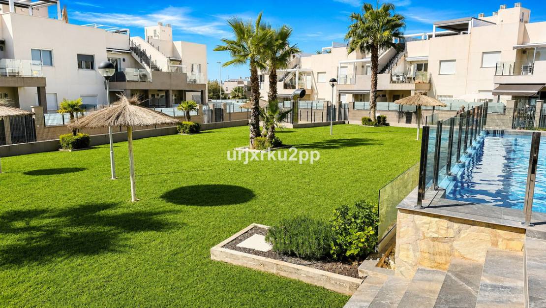 Sale - Apartment - Torrevieja - Aguas Nuevas