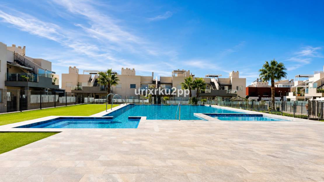 Sale - Apartment - Torrevieja - Aguas Nuevas