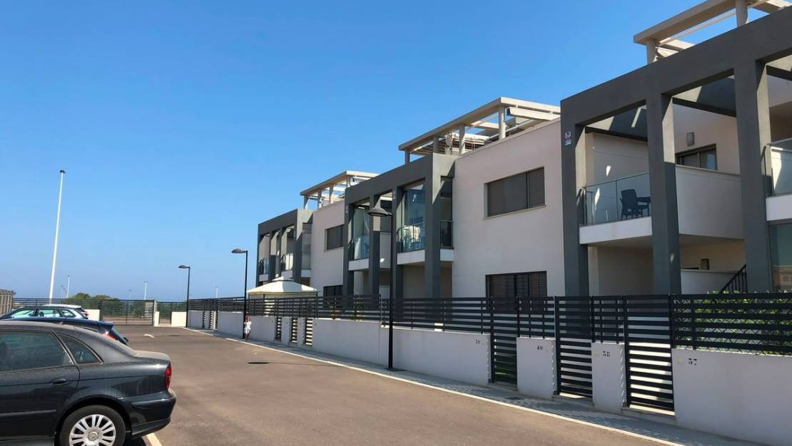 Sale - Apartment - Torrevieja - Aguas Nuevas