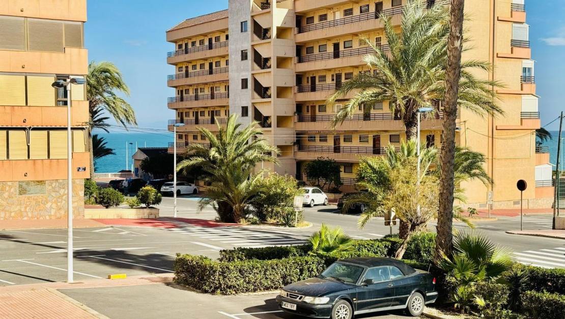 Sale - Apartment - Torrevieja - Cabo cervera