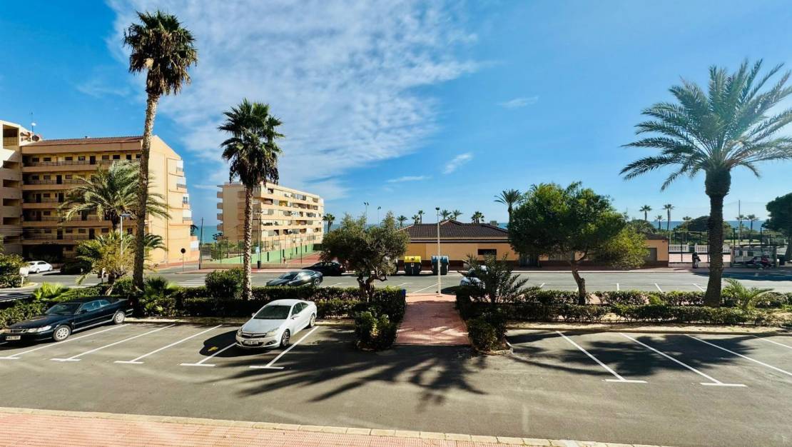 Sale - Apartment - Torrevieja - Cabo cervera