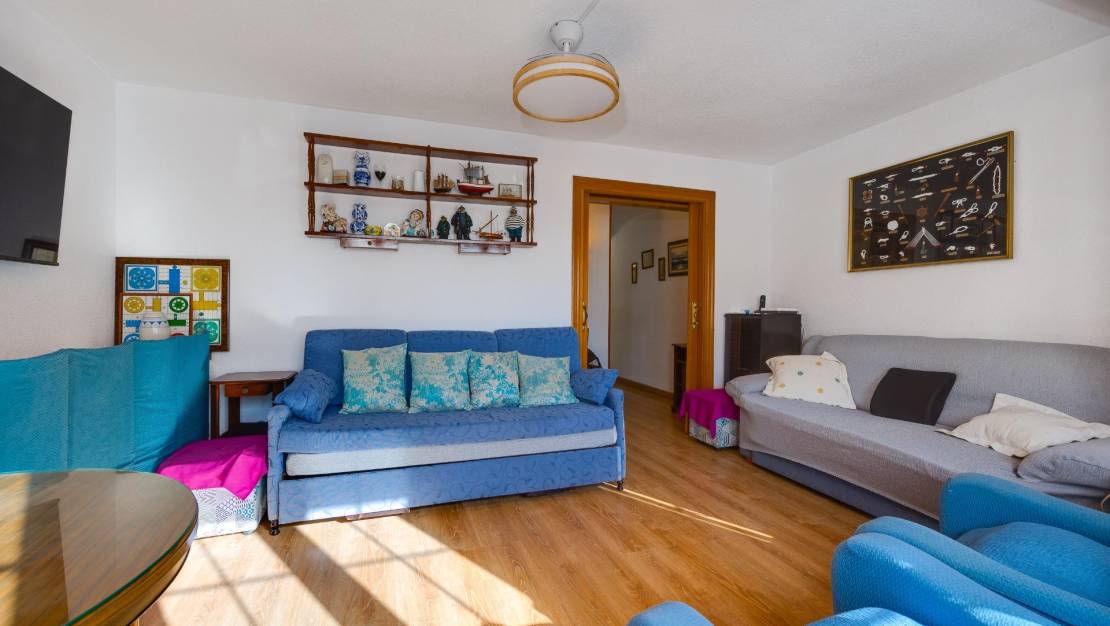 Sale - Apartment - Torrevieja - Centro