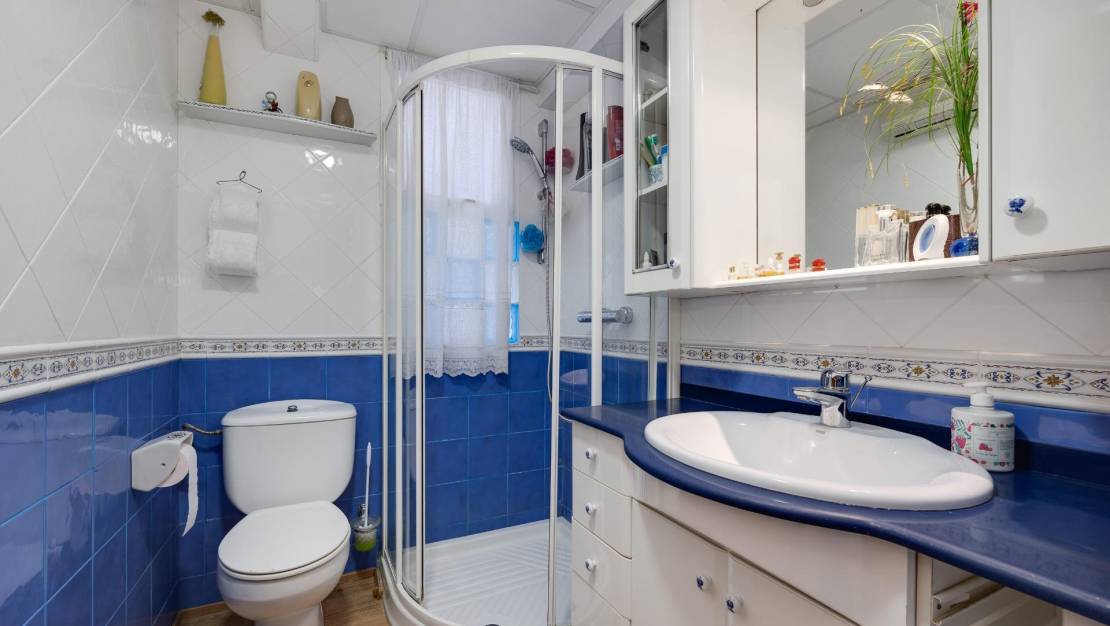 Sale - Apartment - Torrevieja - Centro