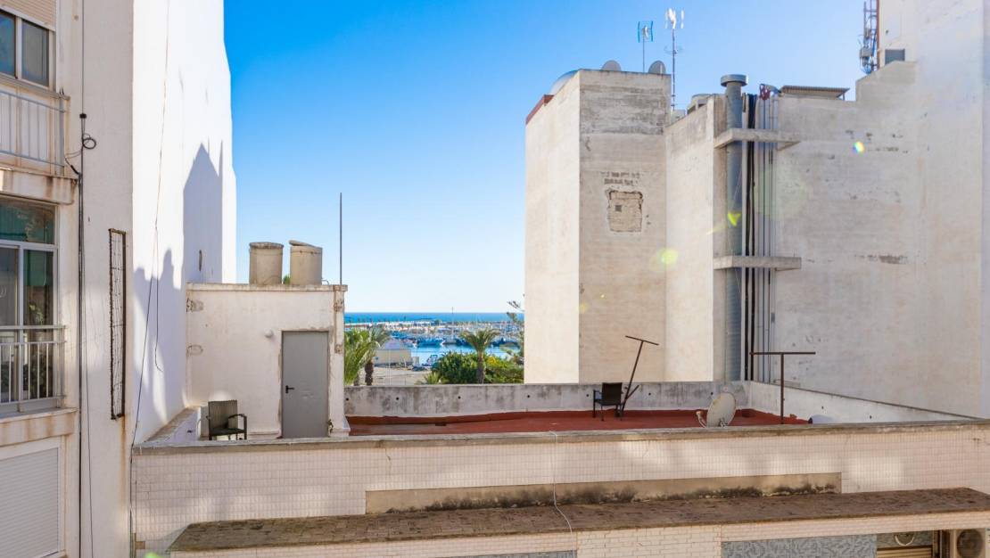 Sale - Apartment - Torrevieja - Centro