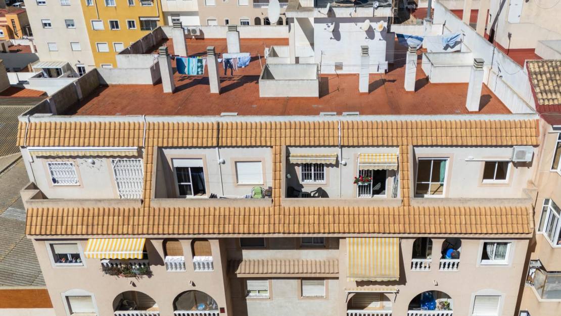 Sale - Apartment - Torrevieja - Centro