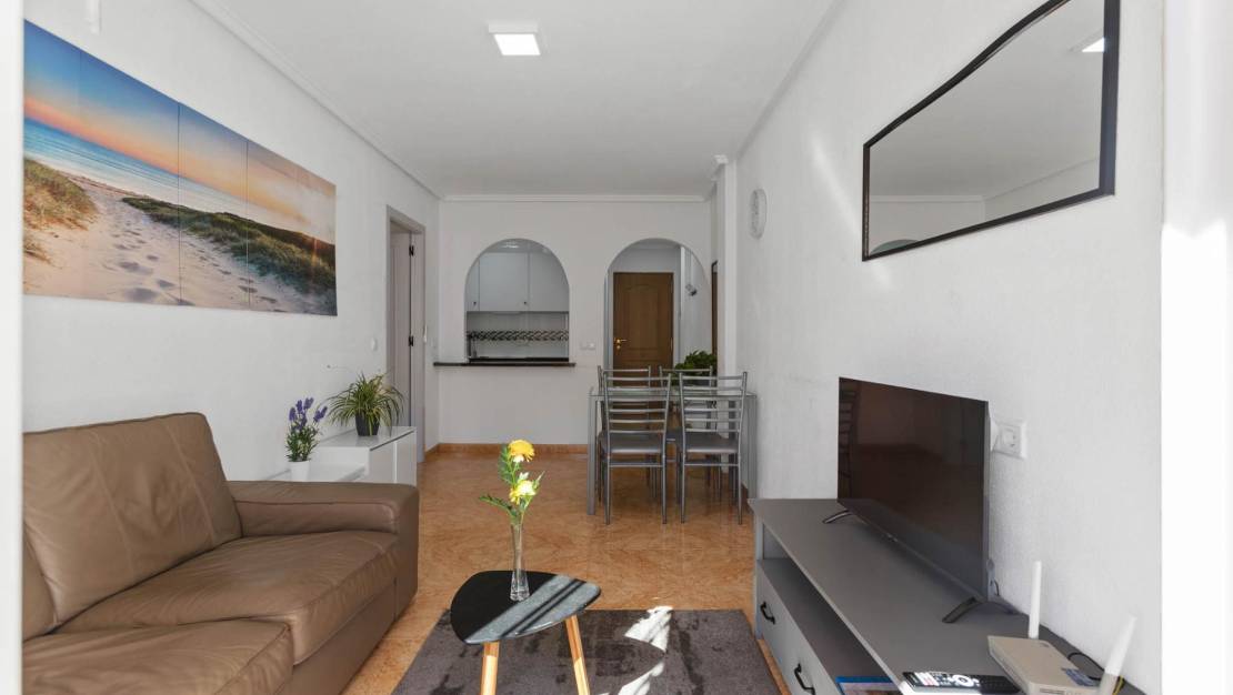Sale - Apartment - Torrevieja - Centro