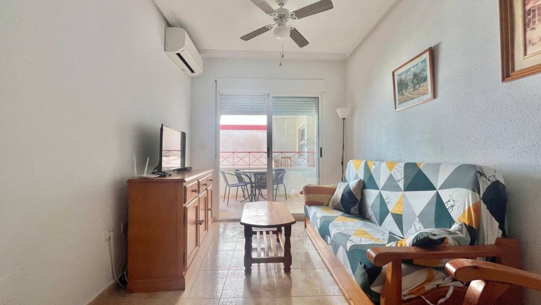 Sale - Apartment - Torrevieja - Centro