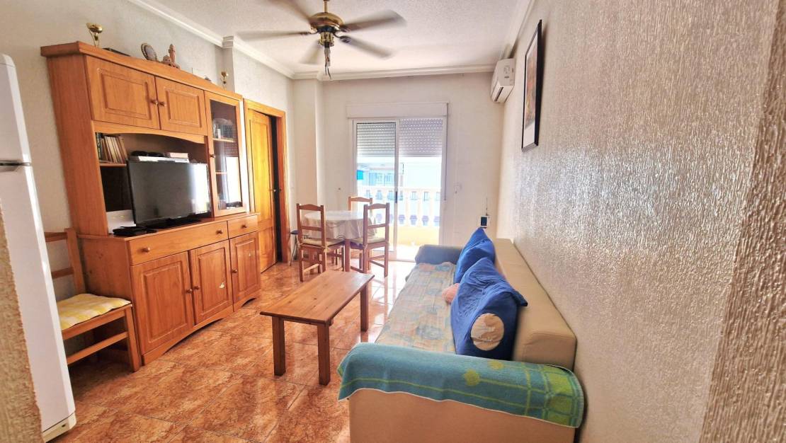 Sale - Apartment - Torrevieja - Centro