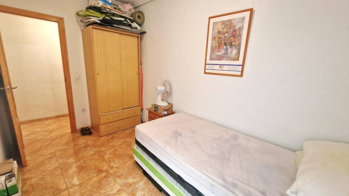 Sale - Apartment - Torrevieja - Centro