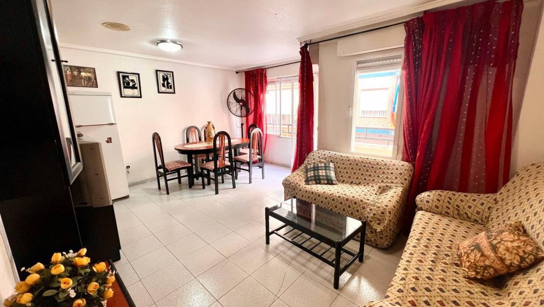 Sale - Apartment - Torrevieja - Centro