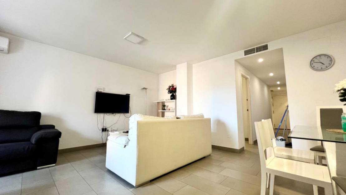 Sale - Apartment - Torrevieja - Centro