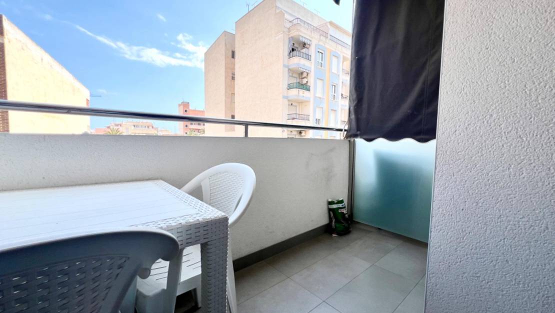 Sale - Apartment - Torrevieja - Centro