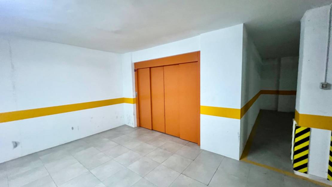 Sale - Apartment - Torrevieja - Centro