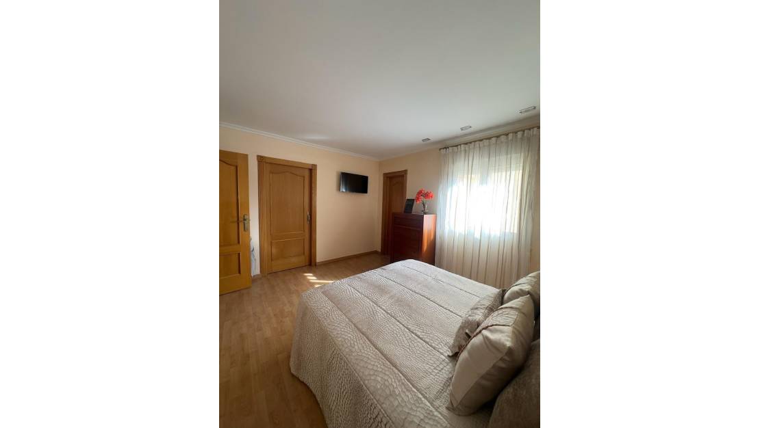 Sale - Apartment - Torrevieja - Centro