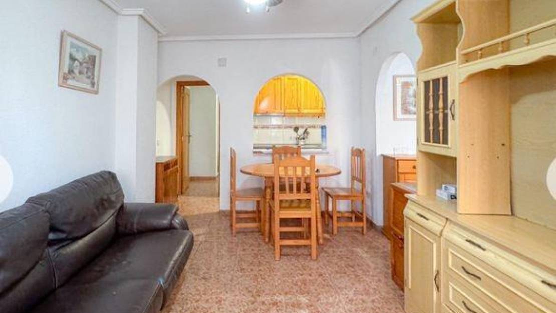 Sale - Apartment - Torrevieja - Centro