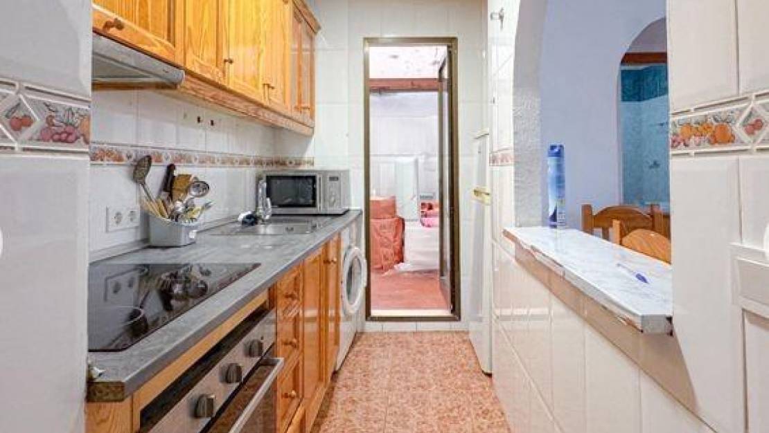 Sale - Apartment - Torrevieja - Centro