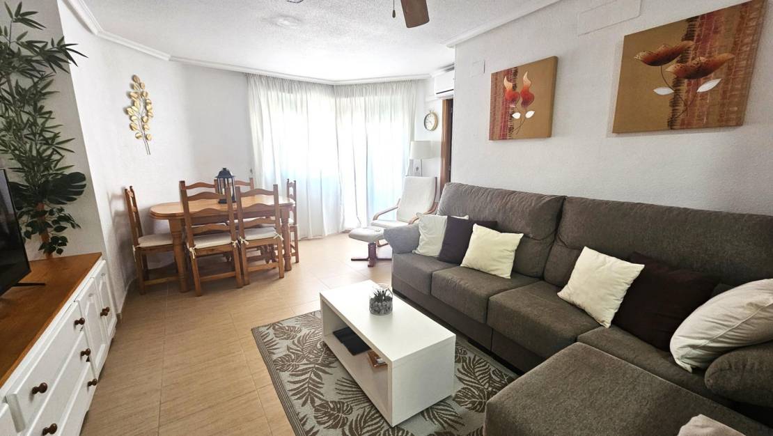 Sale - Apartment - Torrevieja - Centro