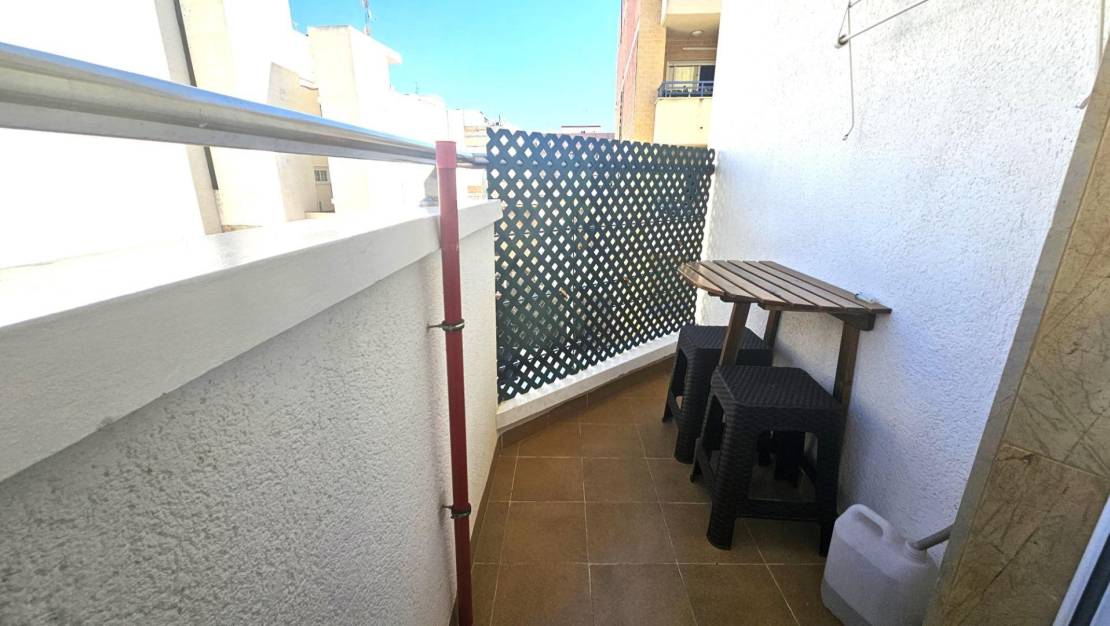 Sale - Apartment - Torrevieja - Centro