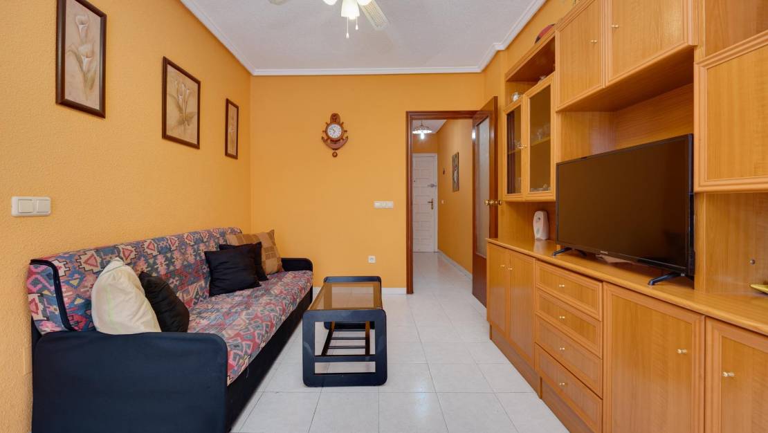 Sale - Apartment - Torrevieja - Centro