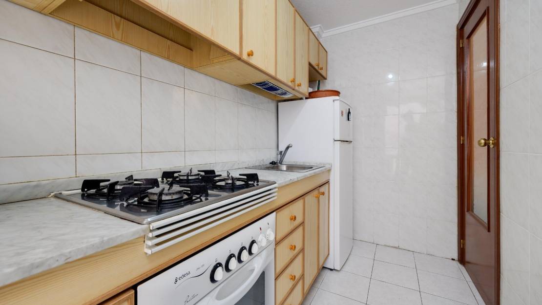 Sale - Apartment - Torrevieja - Centro