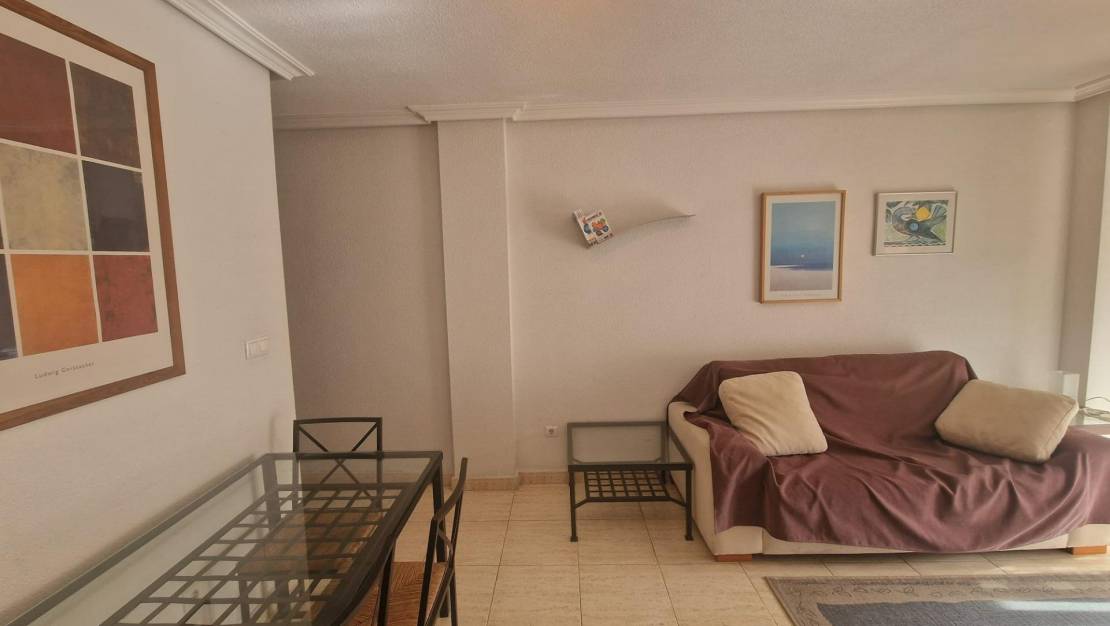 Sale - Apartment - Torrevieja - Centro