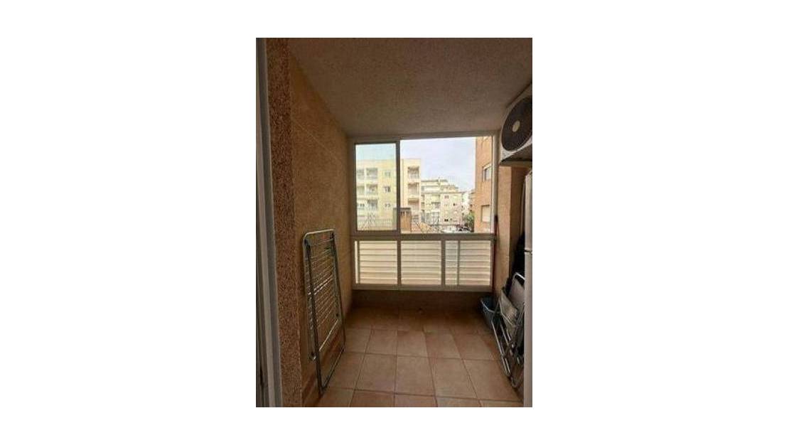 Sale - Apartment - Torrevieja - Centro