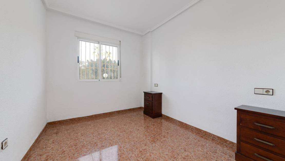 Sale - Apartment - Torrevieja - Centro