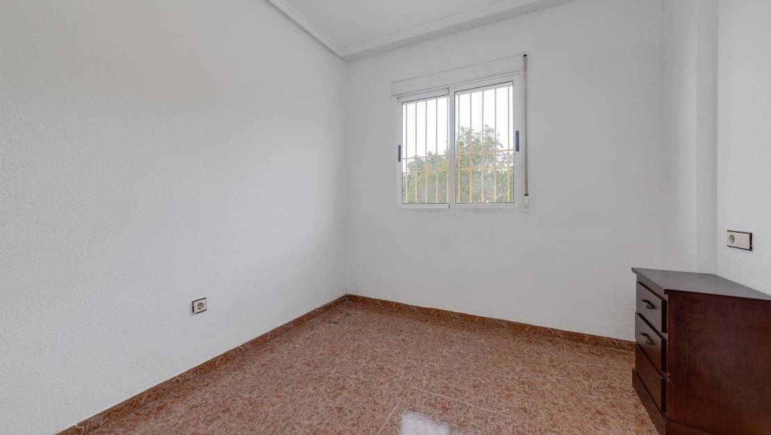 Sale - Apartment - Torrevieja - Centro