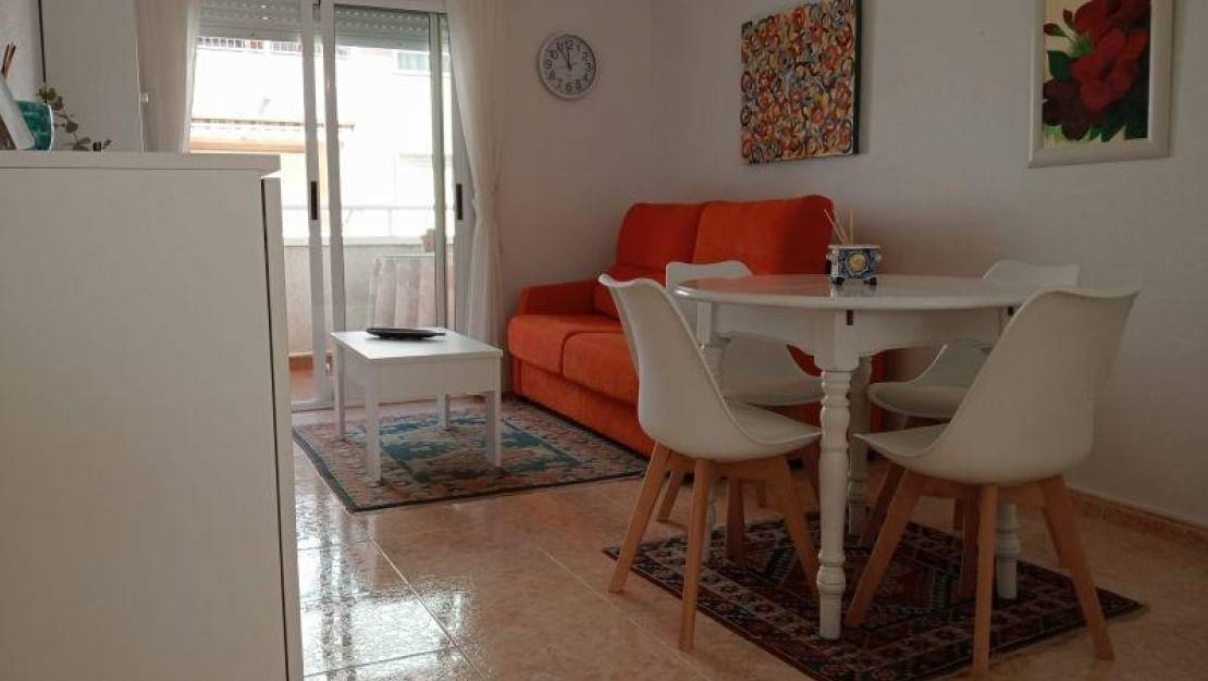 Sale - Apartment - Torrevieja - Centro