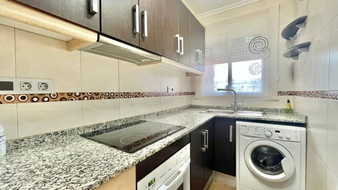 Sale - Apartment - Torrevieja - Centro