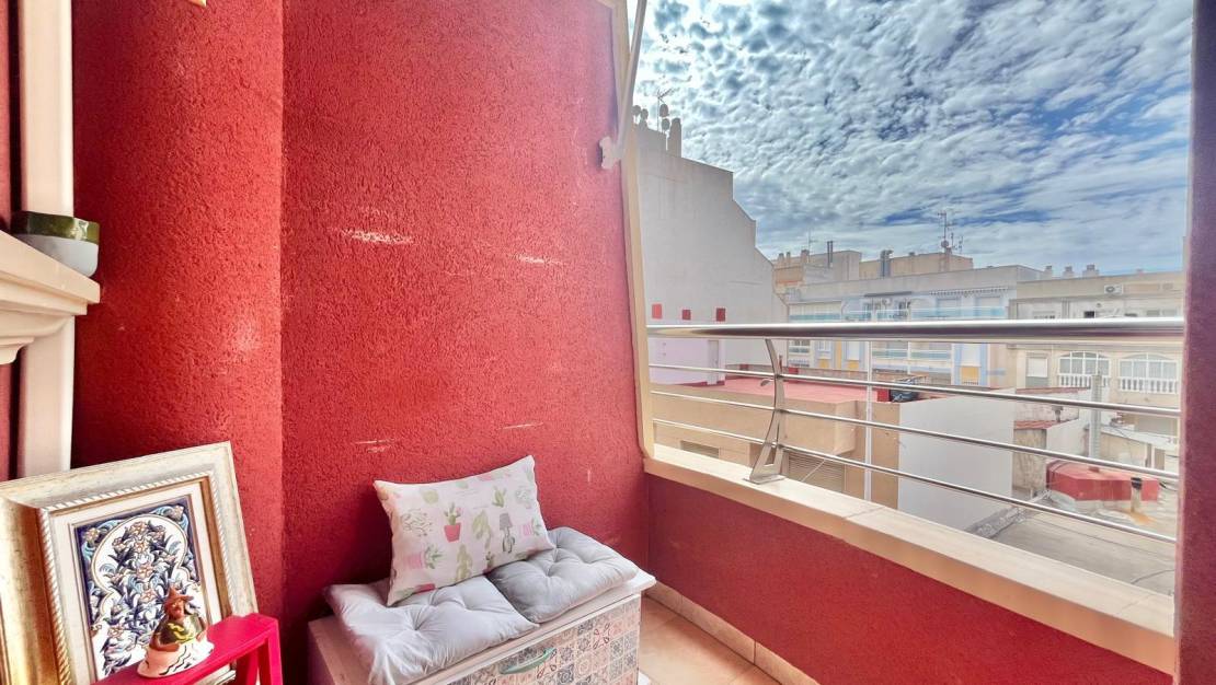 Sale - Apartment - Torrevieja - Centro