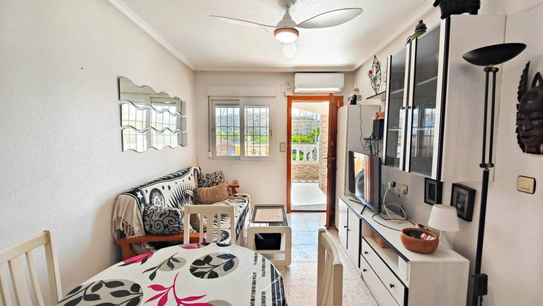 Sale - Apartment - Torrevieja - El Acequión - Los Náufragos