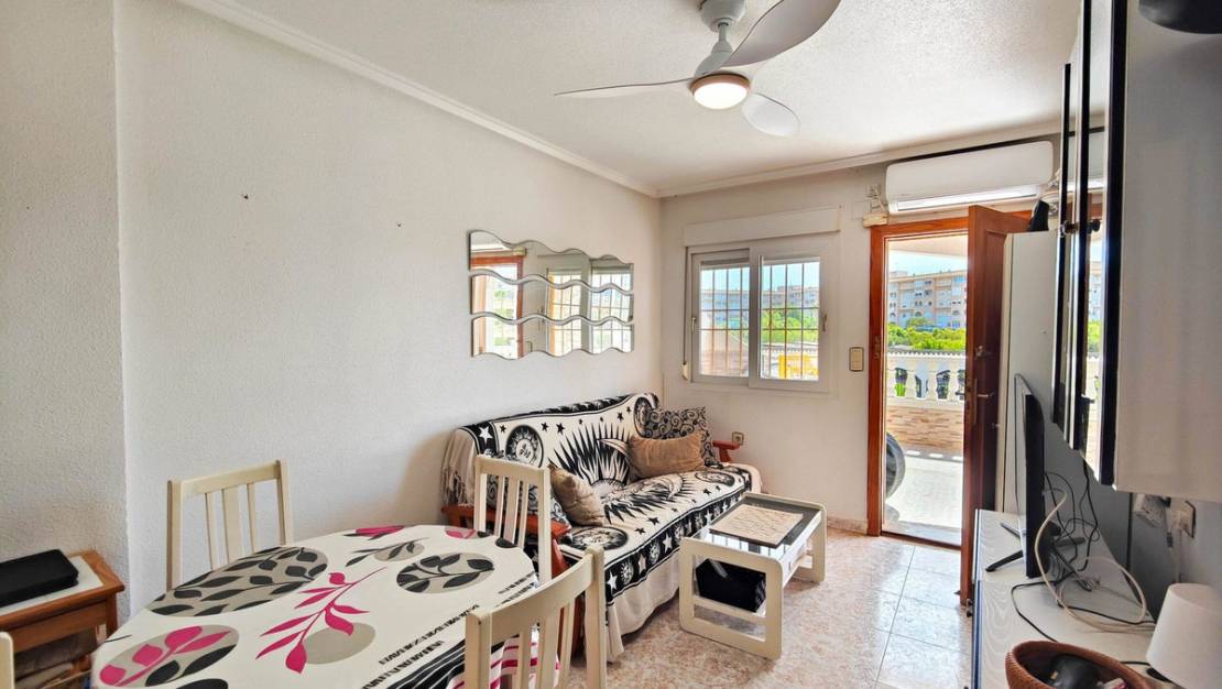 Sale - Apartment - Torrevieja - El Acequión - Los Náufragos