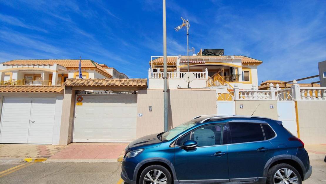 Sale - Apartment - Torrevieja - El Acequión - Los Náufragos