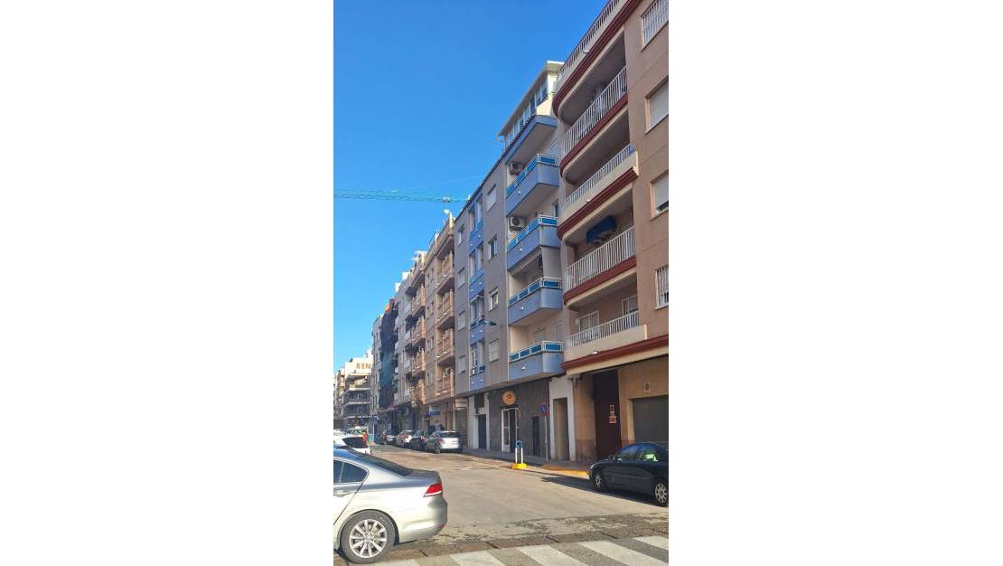 Sale - Apartment - Torrevieja - El Acequión - Los Náufragos